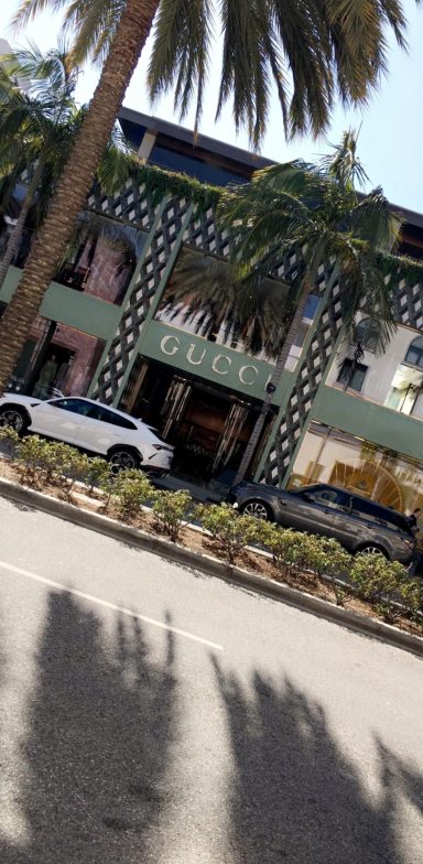 Gucci, Rodeo Drive.